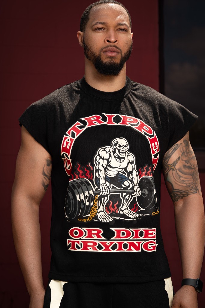 GRODT Oversized Cut-Off T-Shirt in black, sleeveless with raw edges